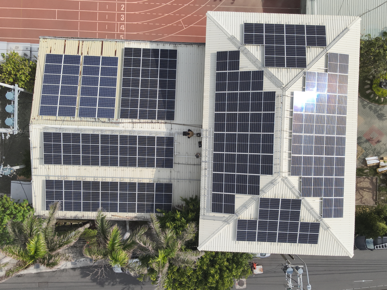 蚵*國小，台南市，309.465 kWp